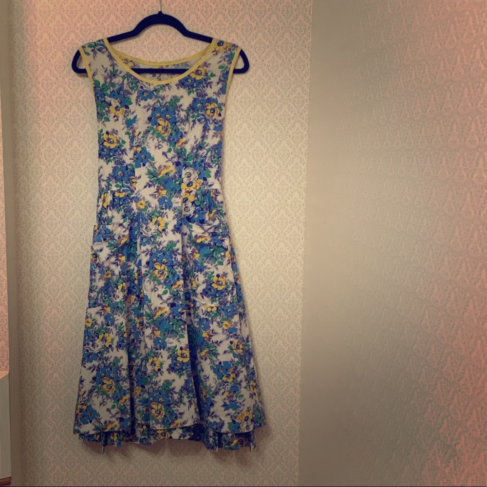 1950s wrap apron dress